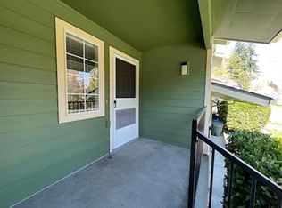 2655 Duwamish Cir UNIT 2, Bremerton, WA 98312