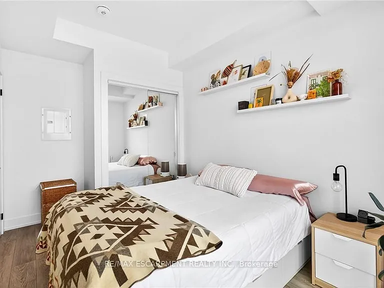 470 Dundas St E #710 — Photo 20