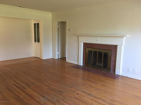 4th image of 913 N Cordova St