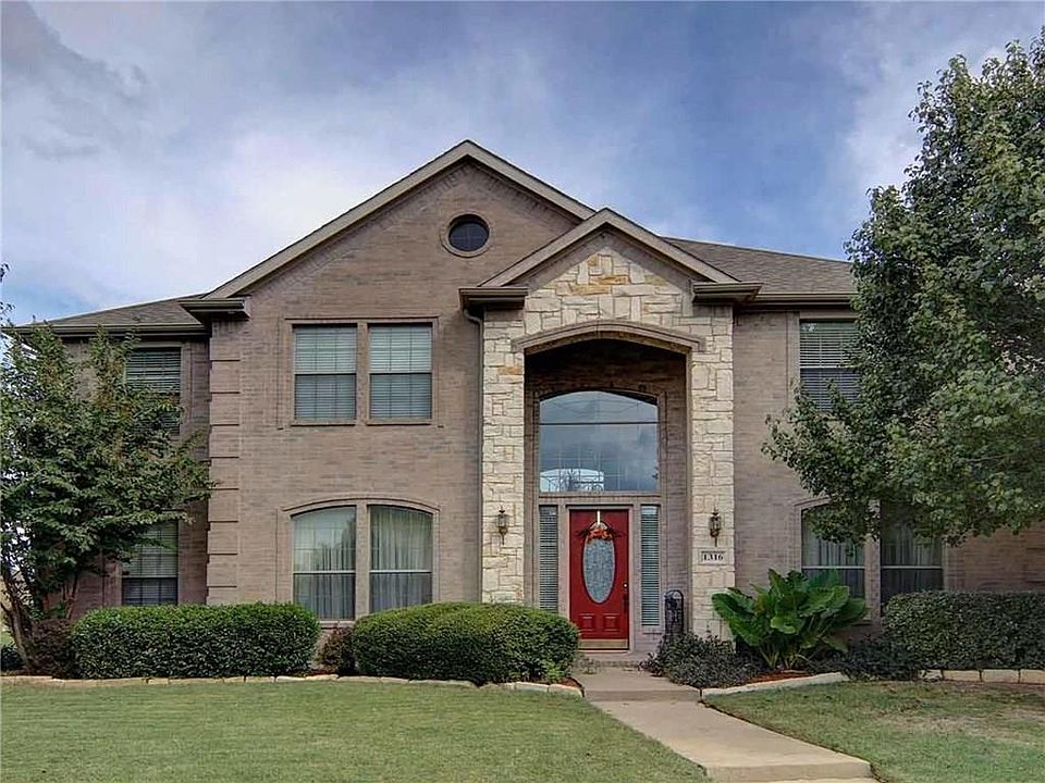 1st image of 1316 Thistle Ln