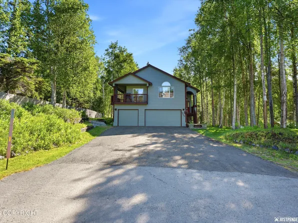 8419 Walker Cir, Anchorage, AK 99502