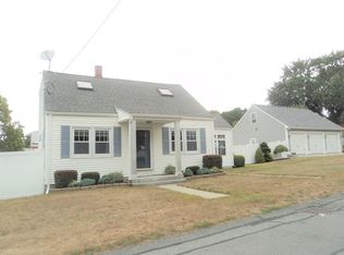 115 Cliffe Ave, Swansea, MA 02777