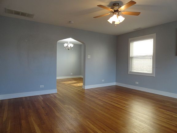 2nd image of 1410 Maple Ave #2