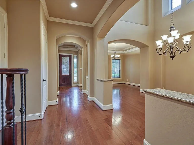 101 E Silverwood Ranch Est — Photo 5