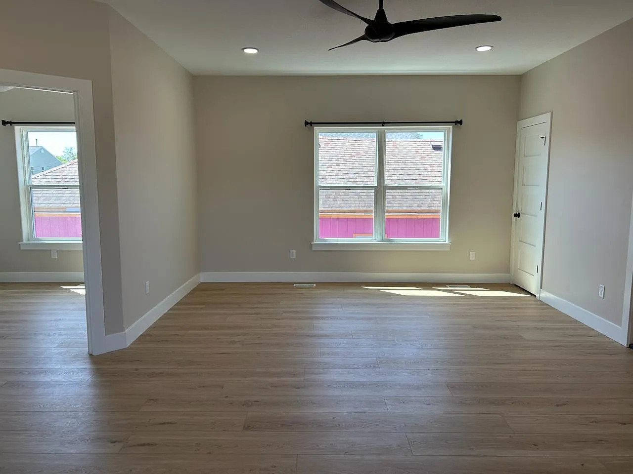 3 bed, $1,875 — Photo 4