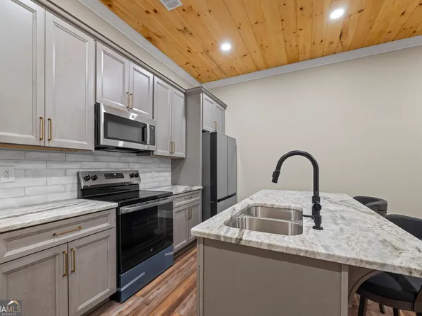 958A Church St, Royston, GA 30662