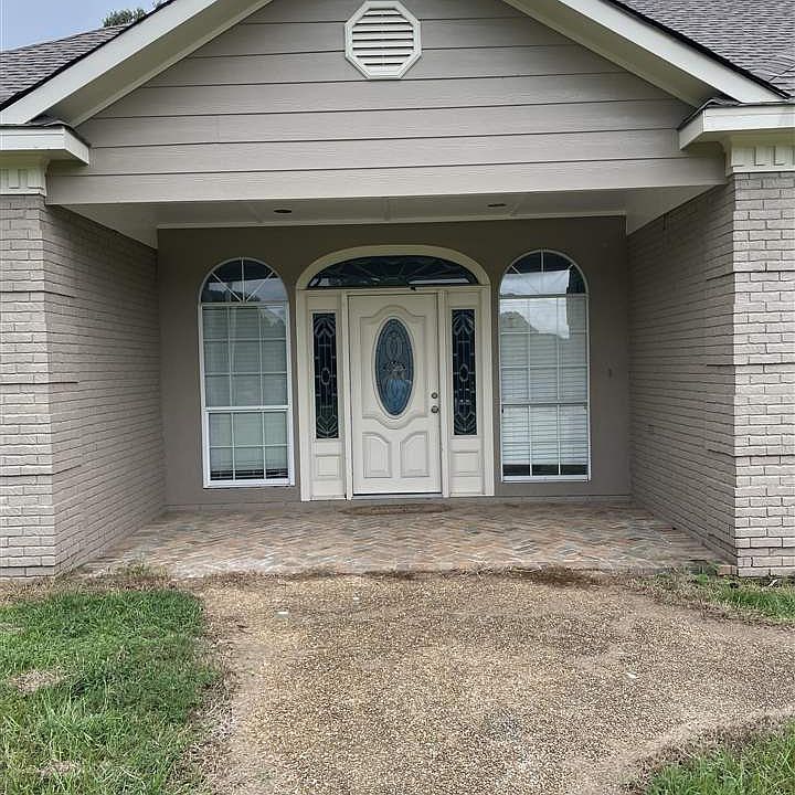 3512 Forest Hill Rd, Jackson, MS 39212 Zillow