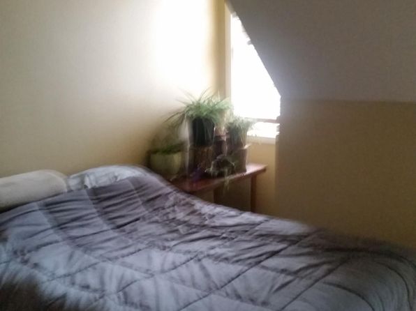 932 E College St #16037777