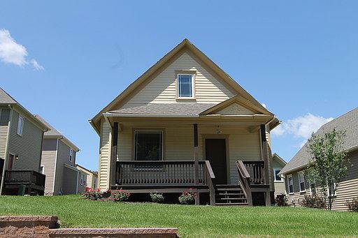 2nd image of 2108 Vinton St #5125022