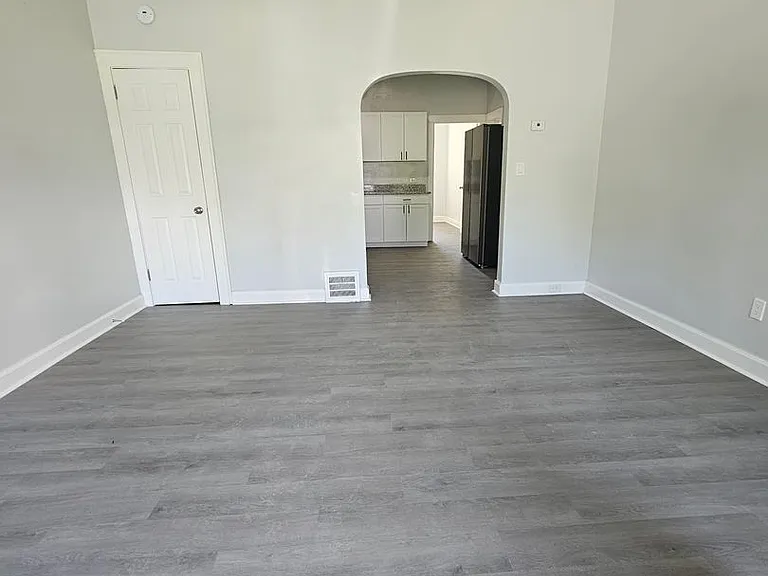 14201 Westropp Ave — Photo 13