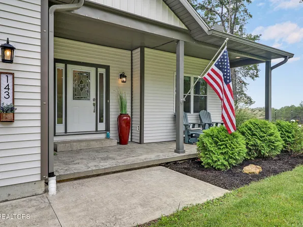 143 Crestwood Loop, Jamestown, TN 38556
