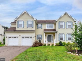 17 Blue Claw Dr, Barnegat, NJ 08005