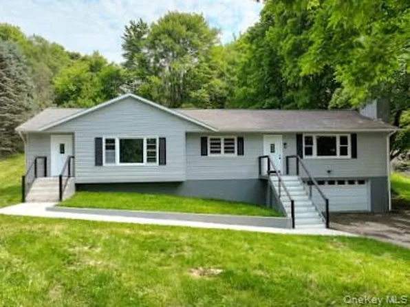 166 Hibernia Road, Salt Point, NY 12578