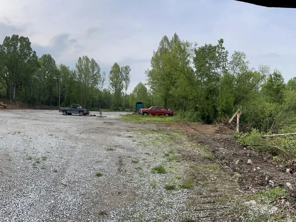 13583 Scott Hwy, Helenwood, TN 37755