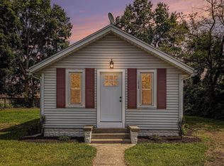 1028 Denver St, Elkhart, IN 46516