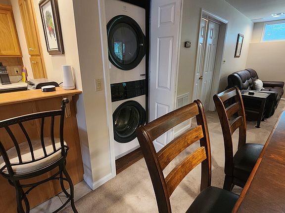 5th image of 6576 Johnson Cir