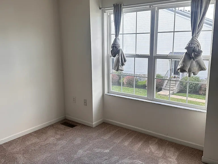 8257 Deering Oaks Dr — Photo 19