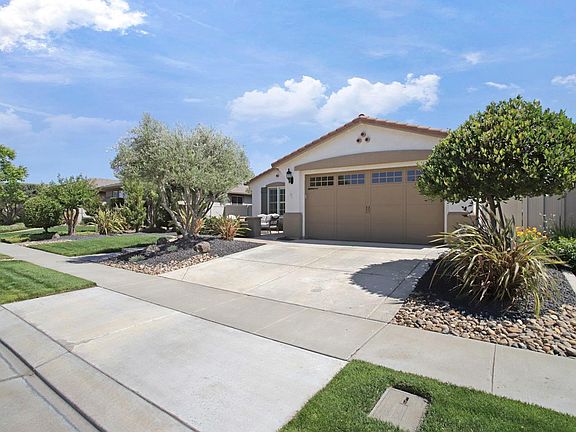2nd image of 1744 Hickory Creek Ln