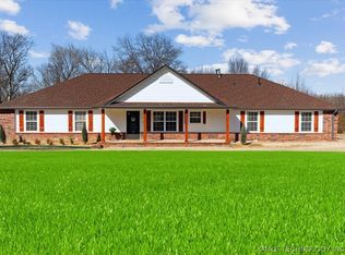 9795 E Northglen, Claremore, OK 74017