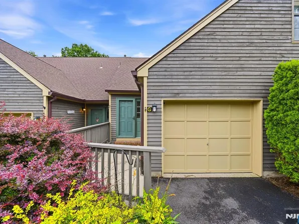 9 New Bedford Rd APT G, West Milford, NJ 07480