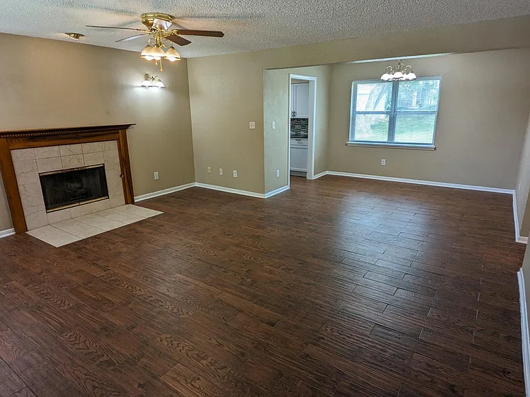 126 Caraway Dr — Photo 4