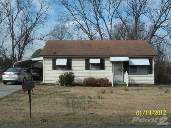 1703 Ball St, Goldsboro, NC 27530