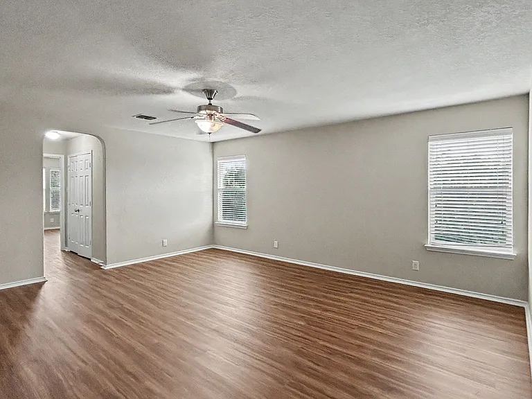 10406 Boland Bnd — Photo 17