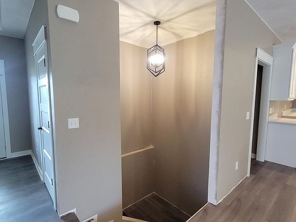 4th image of 3520 McCann Dr