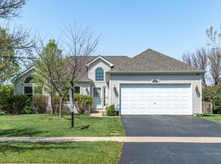 2255 Northland Ln, Yorkville, IL 60560