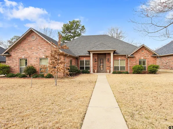 1942 Old Oak Dr, Tyler, TX 75703