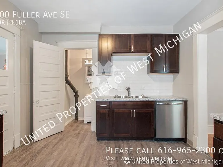 100 Fuller Ave SE — Photo 18