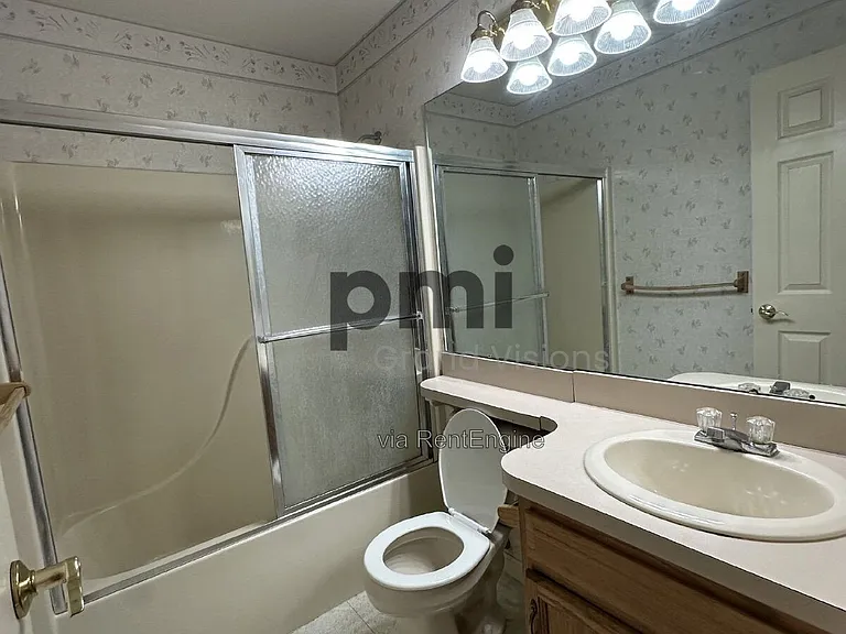 1306 Arthur Ave #12 — Photo 9