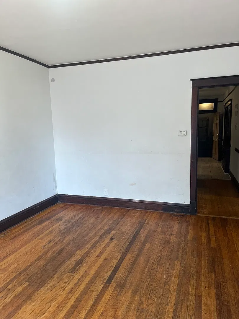 2 bed, 750 sqft, $1,200 — Photo 3