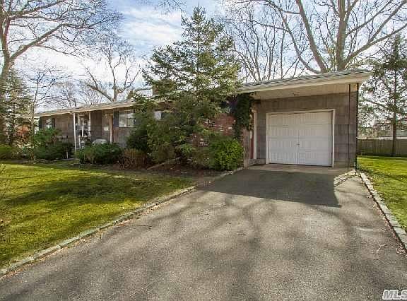 3rd image of 38 Pine Blvd