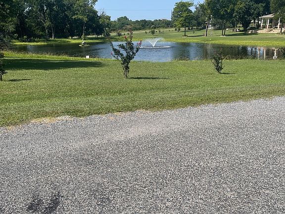 2nd image of Randall Terrace Rd