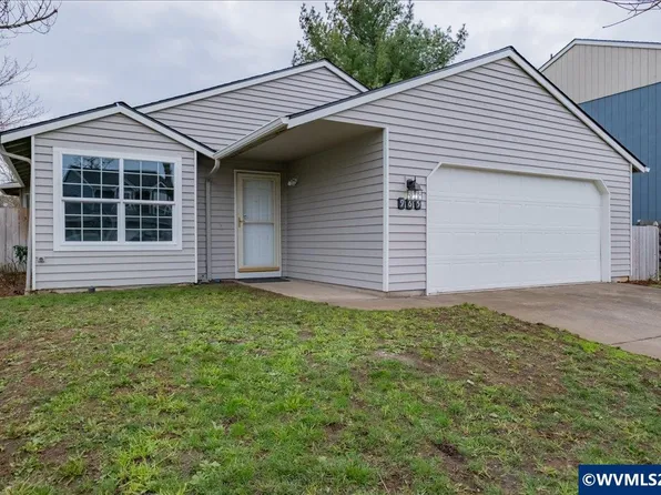 965 Sagrada Cir N, Keizer, OR 97303