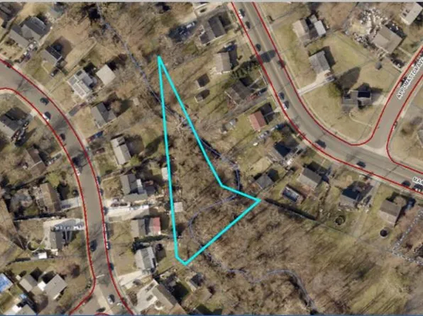 9323 Mace St, Manassas, VA 20111