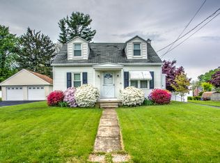 15 Nolt Ave, Willow Street, PA 17584