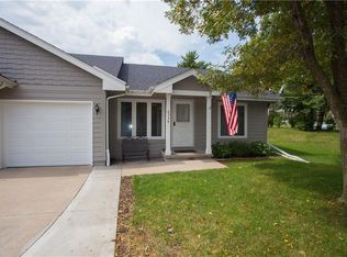 4534 71st St, Urbandale, IA 50322
