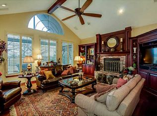 220 Hollowdale, Edmond, OK 73003