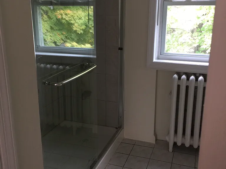24 Franklin Pl #C2 — Photo 24