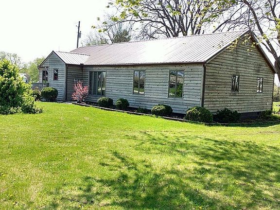 2nd image of 576 NW Highway 146