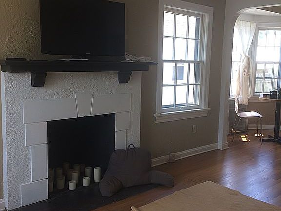 4th image of 1631 Fauver Ave