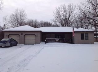 12085 Wilson Dr, Carleton, MI 48117