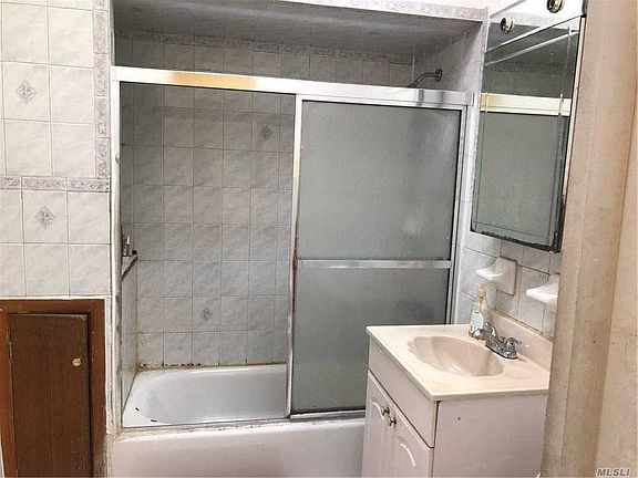 5th image of 88-30 162nd St Floor 2
