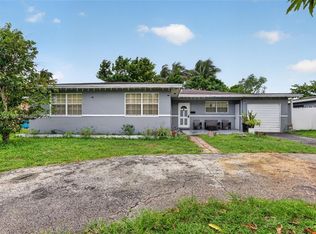 4332 NW 2nd St, Plantation, FL 33317