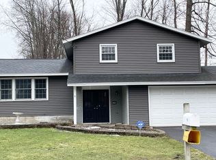 4298 Luna Crse, Liverpool, NY 13090