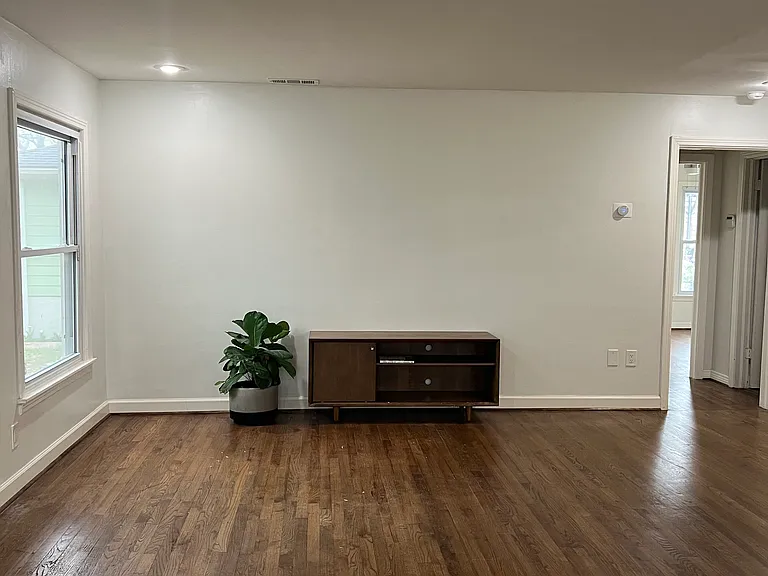 1826 Ferndale Ave — Photo 15