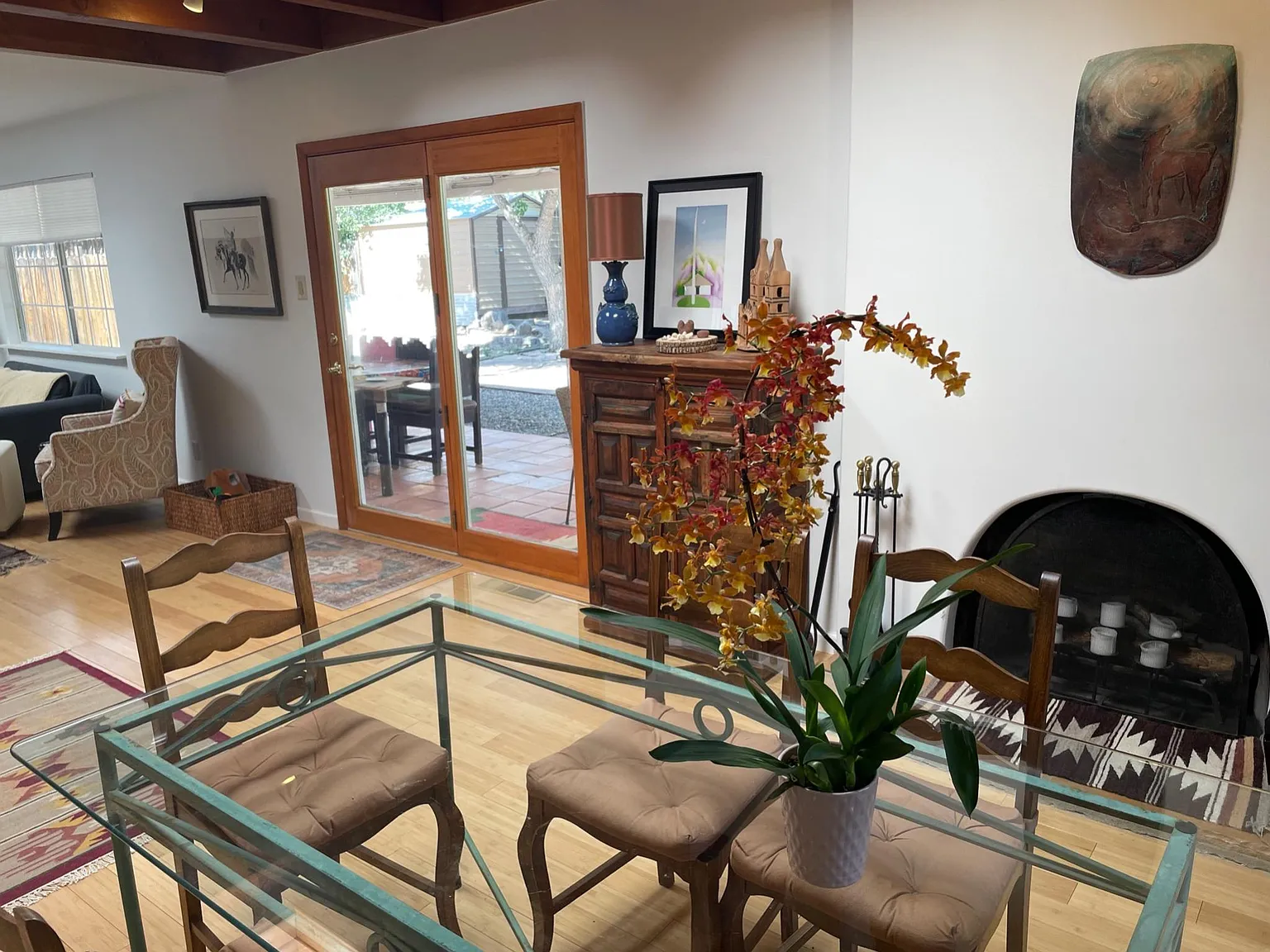 3 bed, 1915 sqft, $3,600 — Photo 4