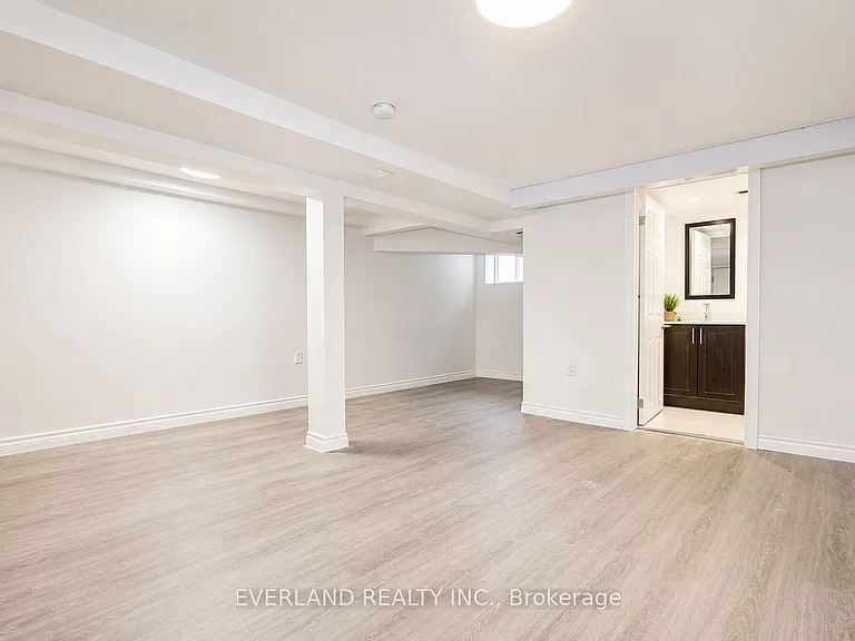 1751 Bayview Ave #A — Photo 2
